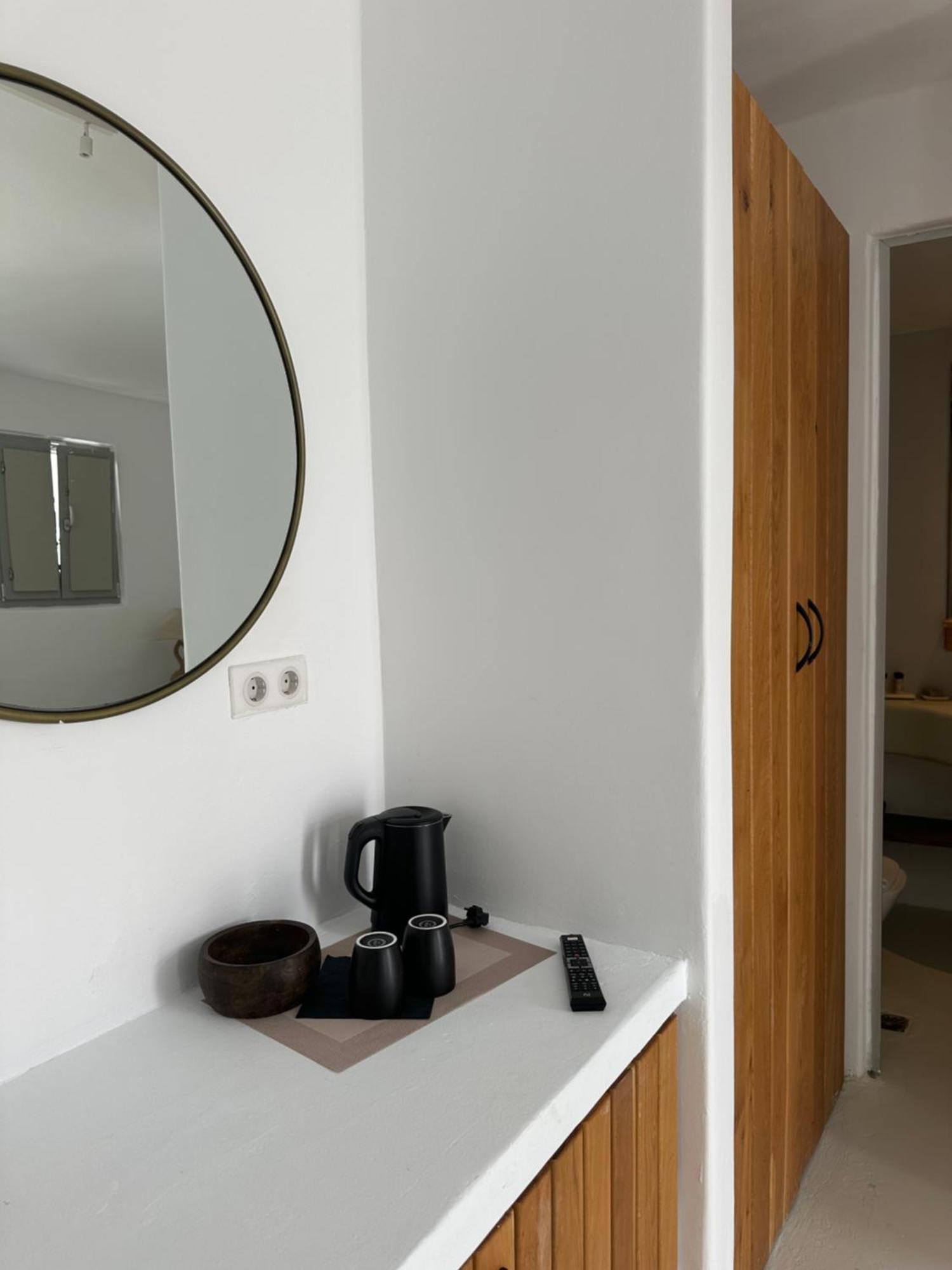 Trinity Mykonos - Beachfront Villa بلاتيس يالوس المظهر الخارجي الصورة