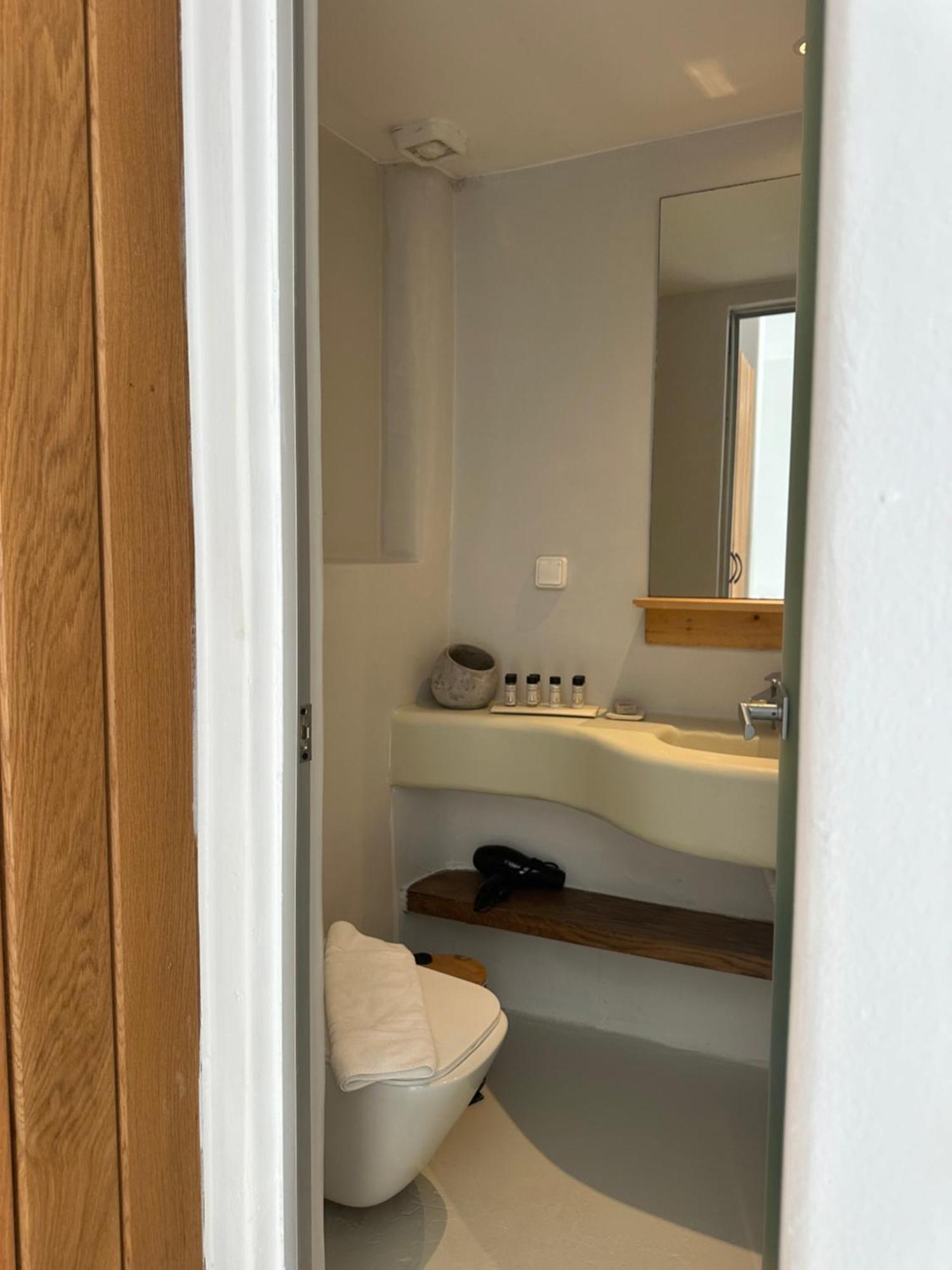 Trinity Mykonos - Beachfront Villa بلاتيس يالوس المظهر الخارجي الصورة